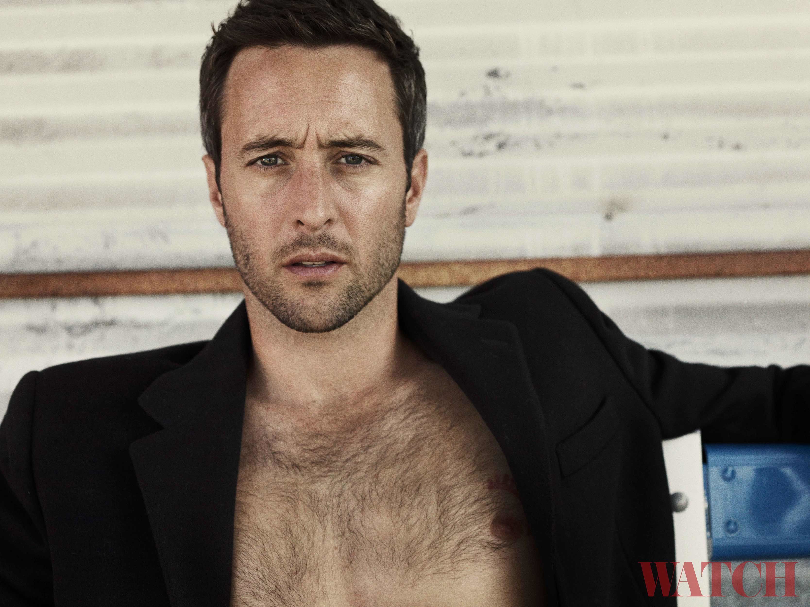Alex OLoughlin of Hawaii Five 0 looking contemplative