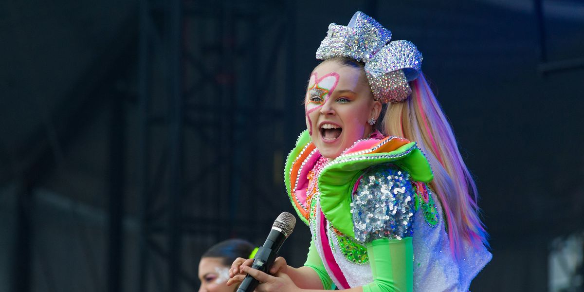 JoJo Siwa Is Unrecognizable Without Her Ponytail