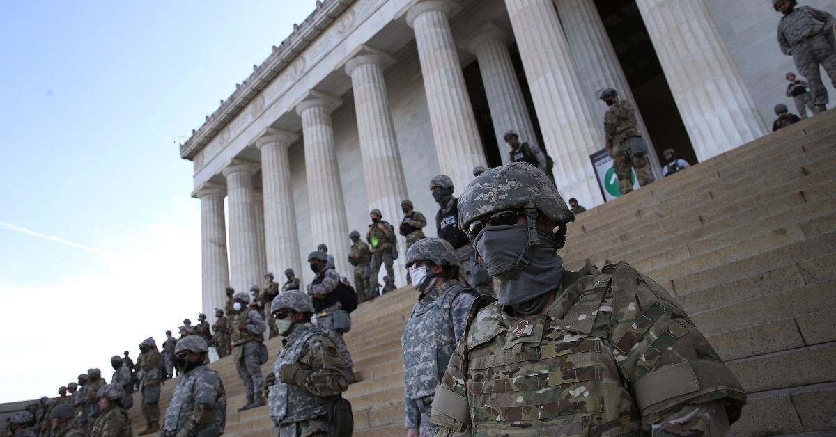 Images Of Masked National Guard Soldiers Blocking Protesters From Lincoln Memorial Draw Outrage Online
