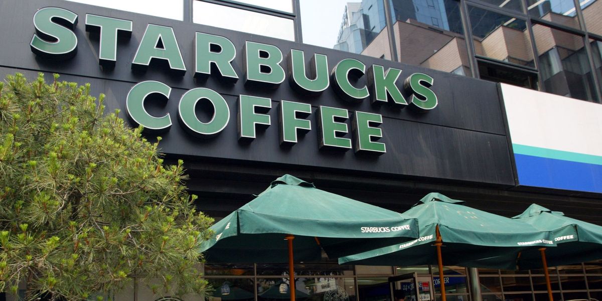 Starbucks Bans Employees From Wearing Black Lives Matter Clothing