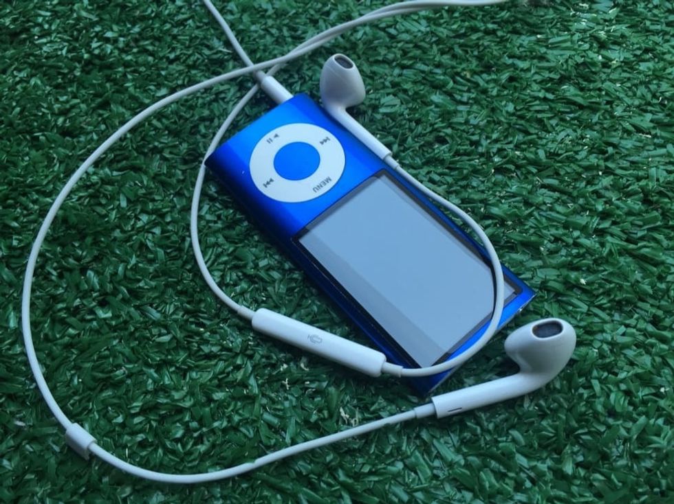 25 Songs That Were On Your iPod In Middle School