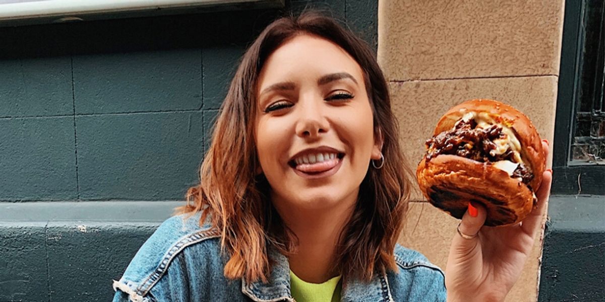 Bride-To-Be Finances Her Dream Wedding By Earning Over $18,000 From Posting Pictures Of Her Food On Instagram