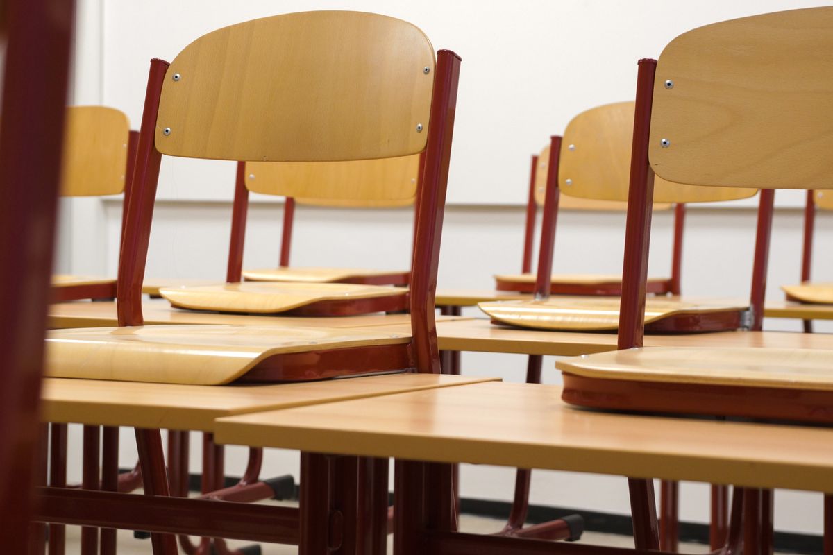 school empty chair