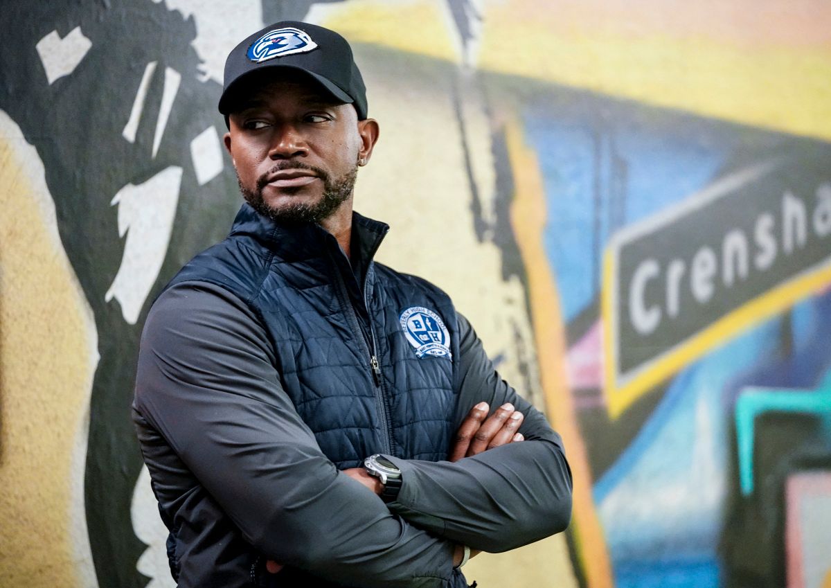 Taye Diggs as Coach Billy Baker in TV show All American.