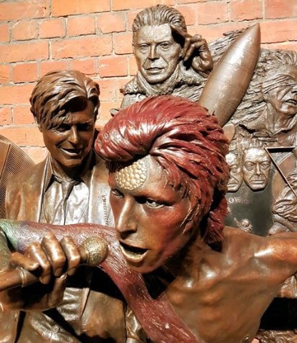 Here are 15 statues that we can all agree should stay up Upworthy