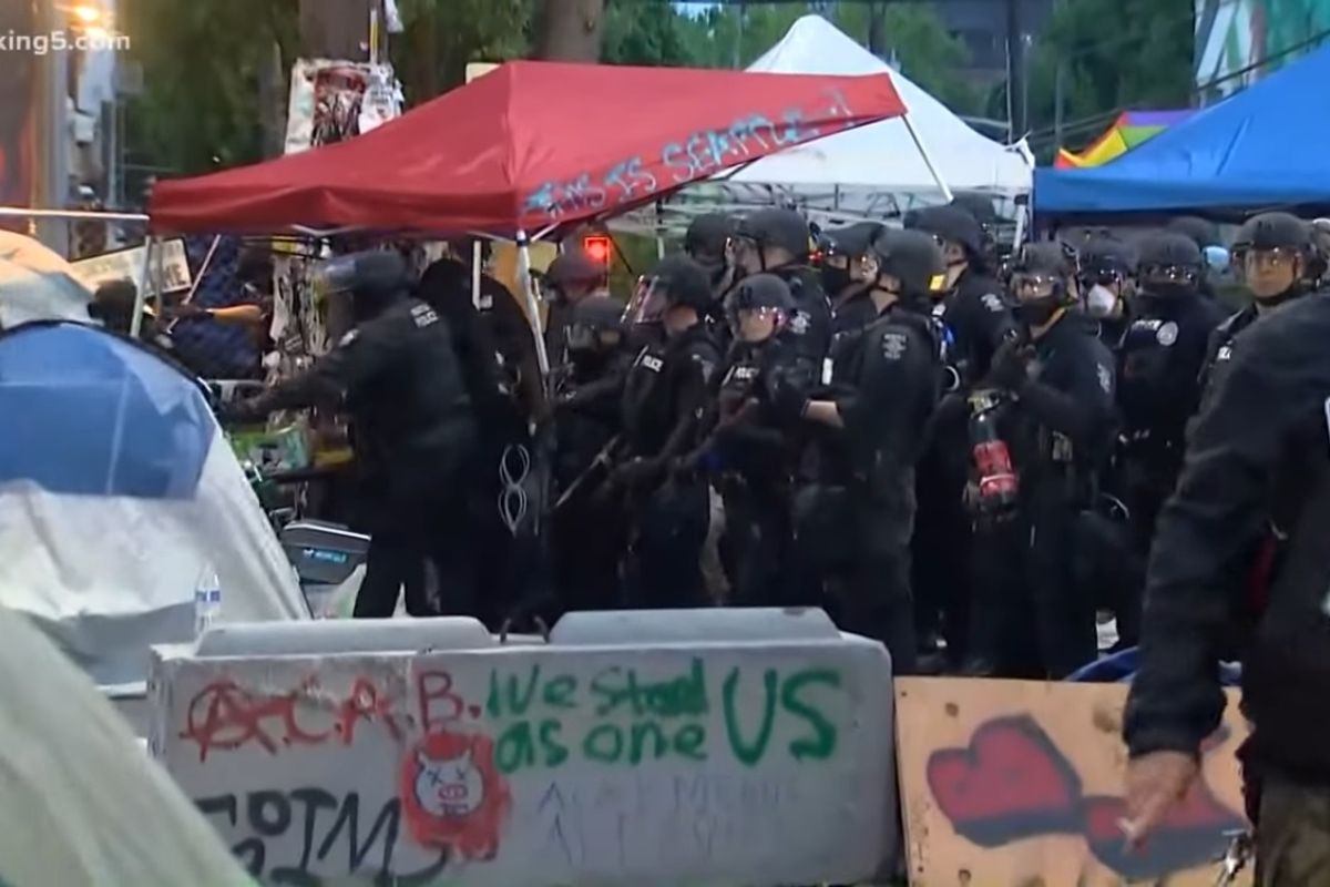 Seattle: Cops Chop CHOP, Raze CHAZ