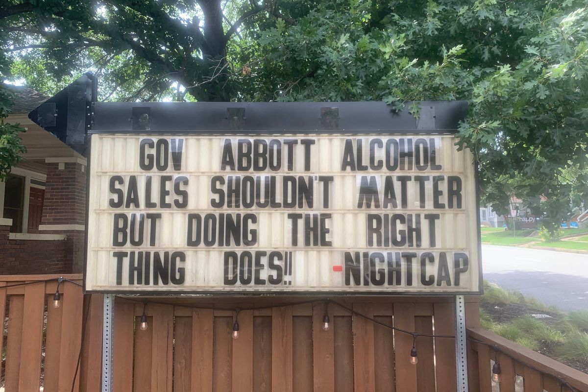 New state rule lets bars, taprooms reopen with food trucks and other third-party fare