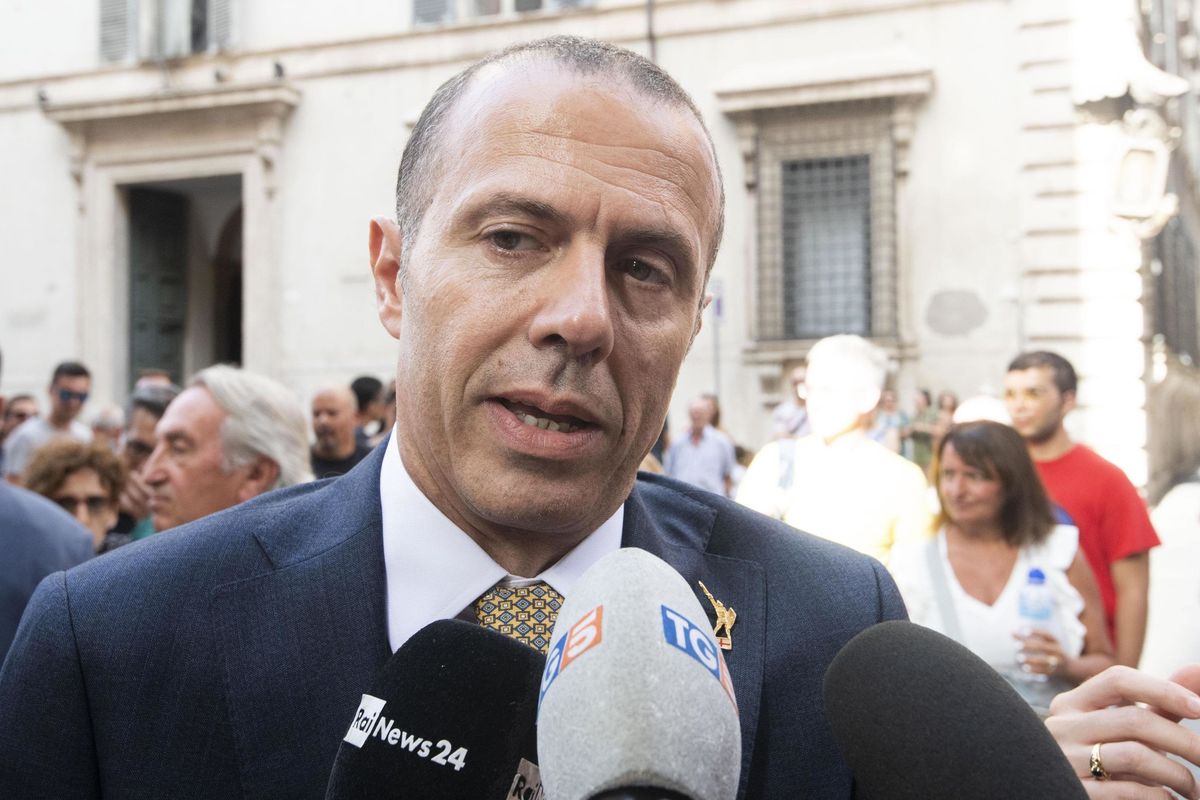 «Il premier ha mentito agli italiani. Non si scherza con la democrazia»
