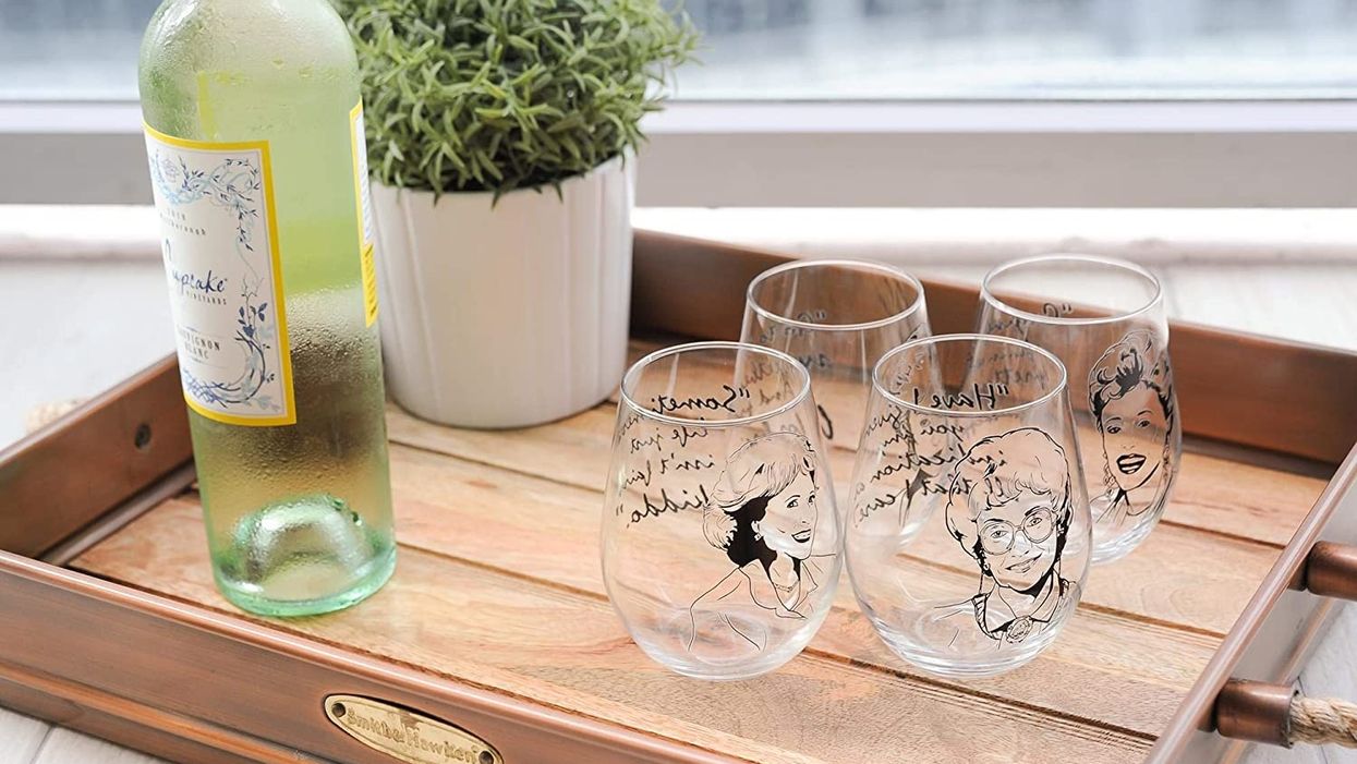 These 'Golden Girls' wine glasses will take your girls night to the next level