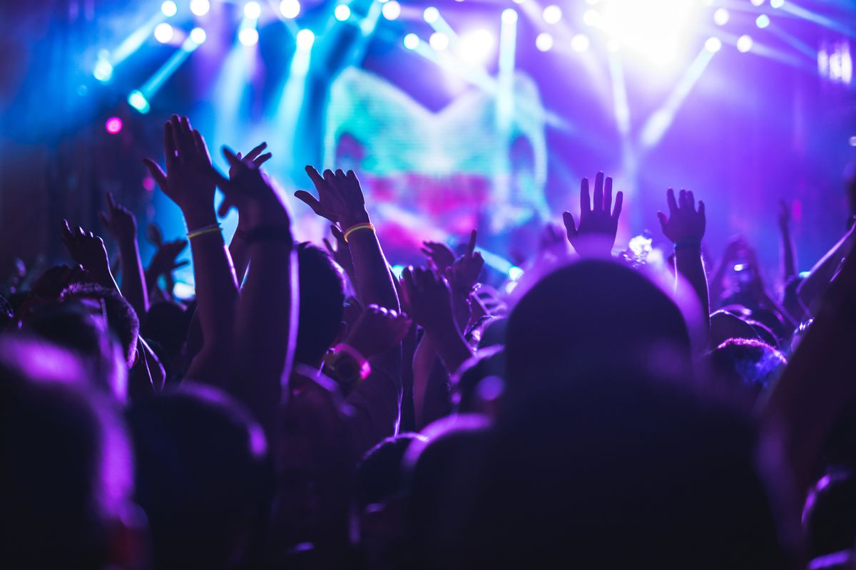 Stop alle discoteche: la parola passa al Tar