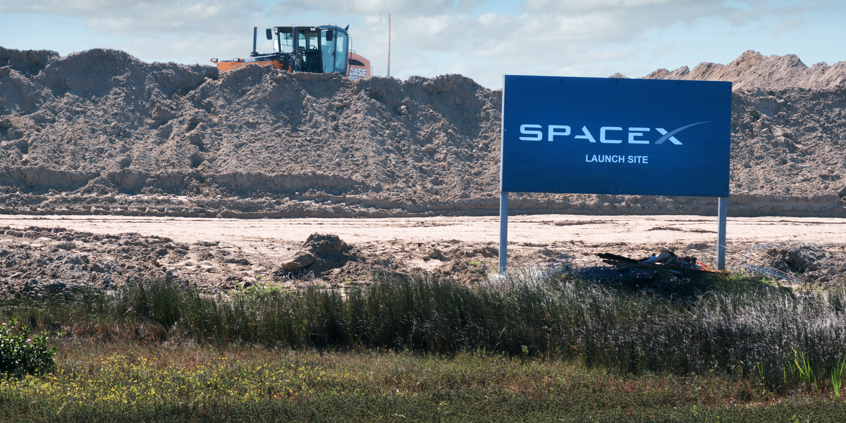 SpaceX job ad reveals early stages of Texas space resort austonia