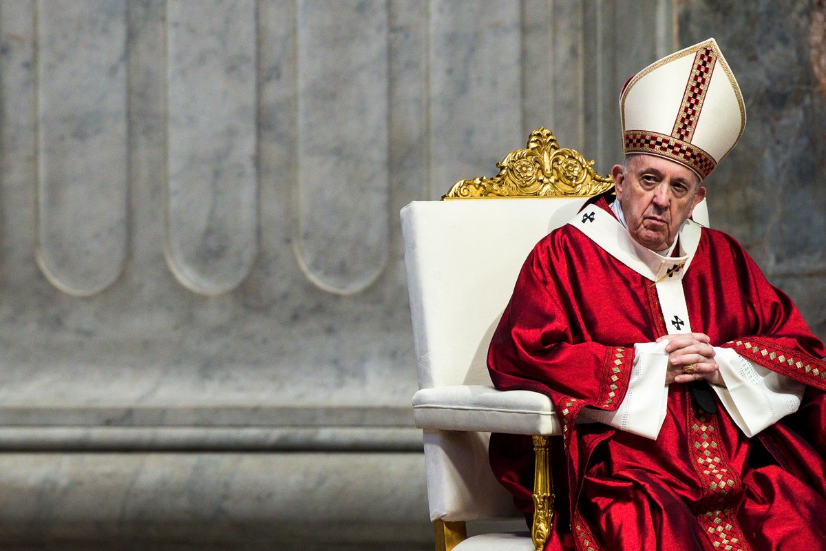 Bergoglio decapita la Sanità vaticana afflitta da scandali e lotte di potere