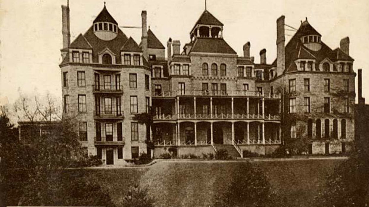 Here's how this Arkansas resort became 'America's Most Haunted Hotel'
