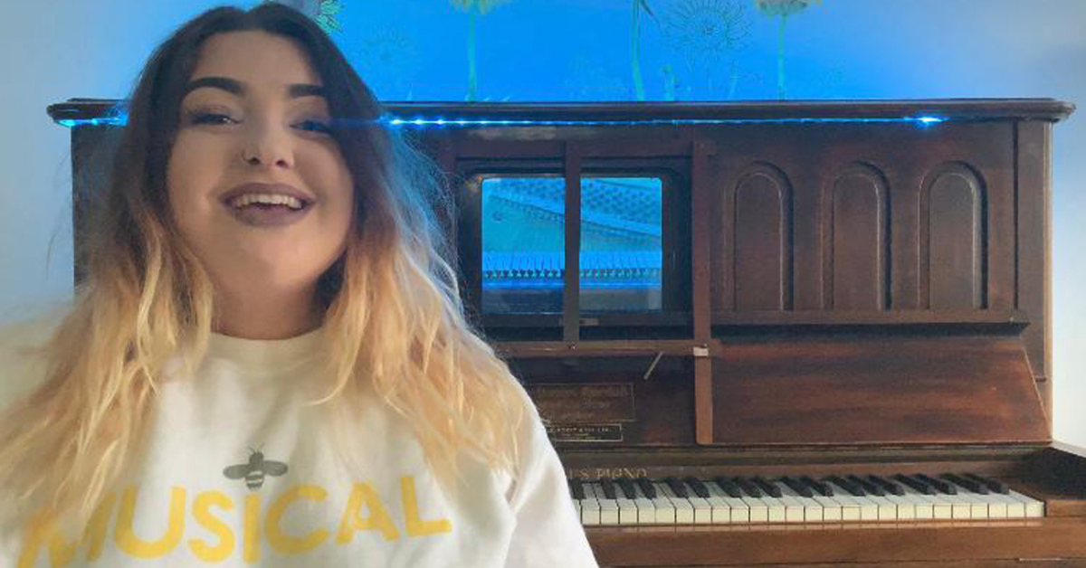 Singer And Pianist Is Determined Not To Let Multiple Sclerosis Diagnosis Keep Her From Making Music