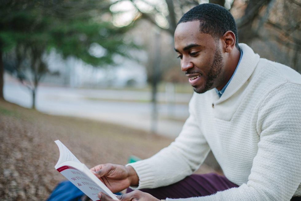 10 Hot Dudes Reading To Check Out Instead Of Stalking Your Ex On Instagram