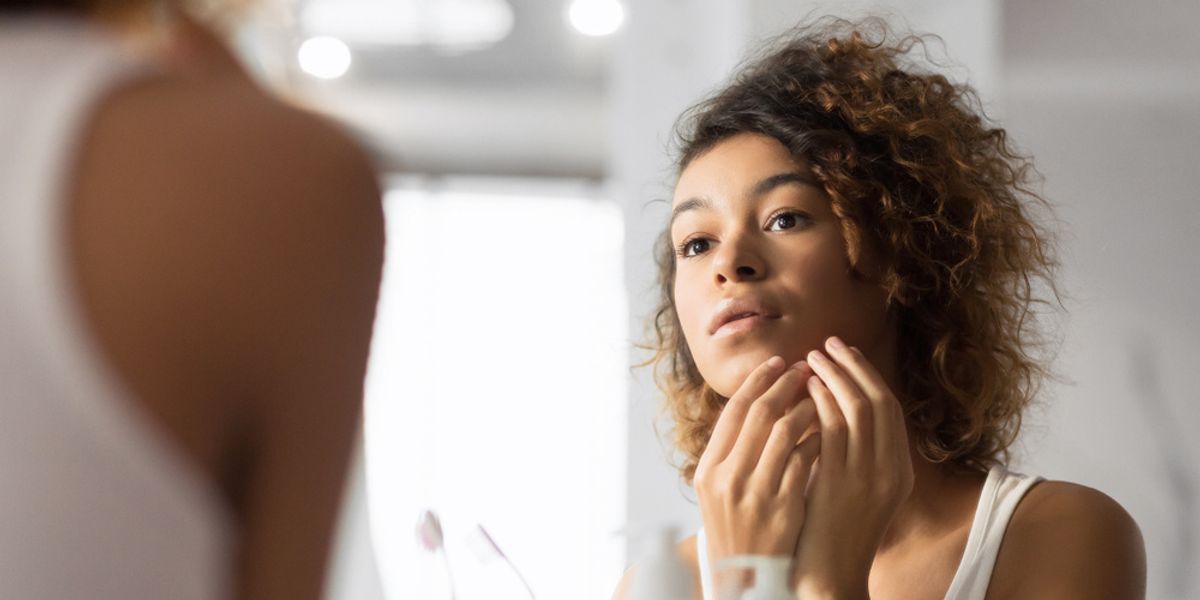 6 Ways To Unclog Your Pores & Minimize Breakouts
