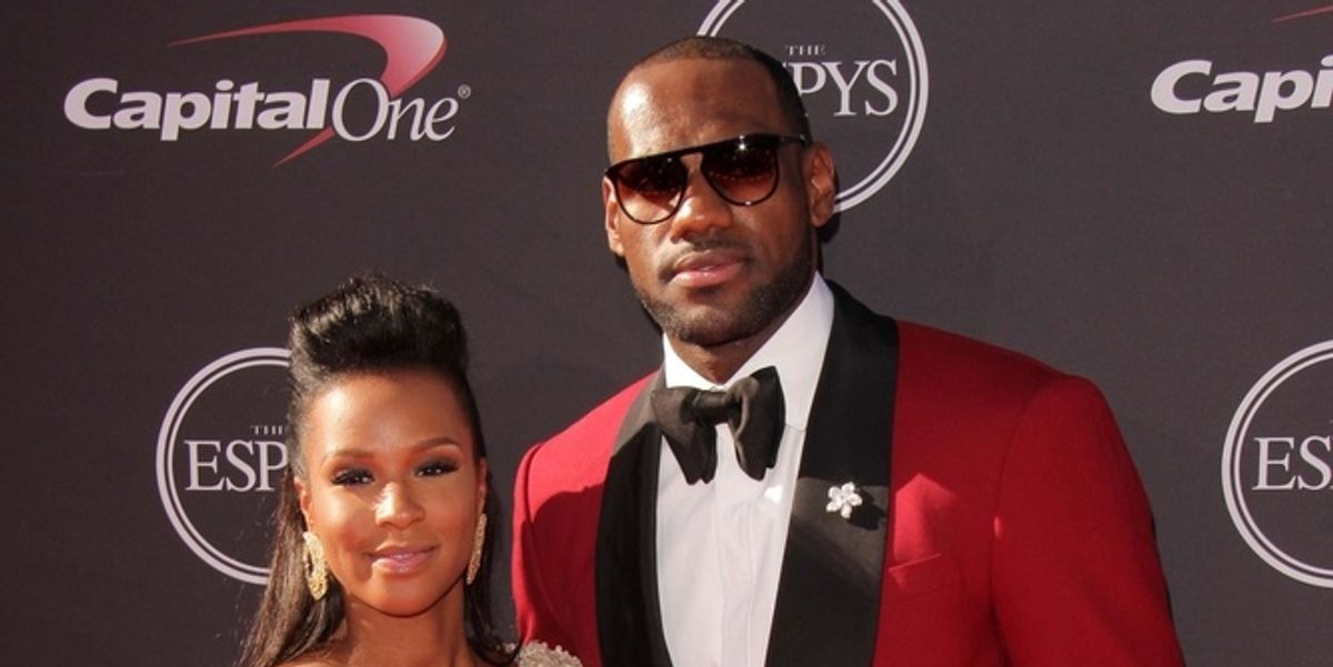 LeBron James' Heartfelt Message To Savannah Is The Best Thing You'll See All Damn Day