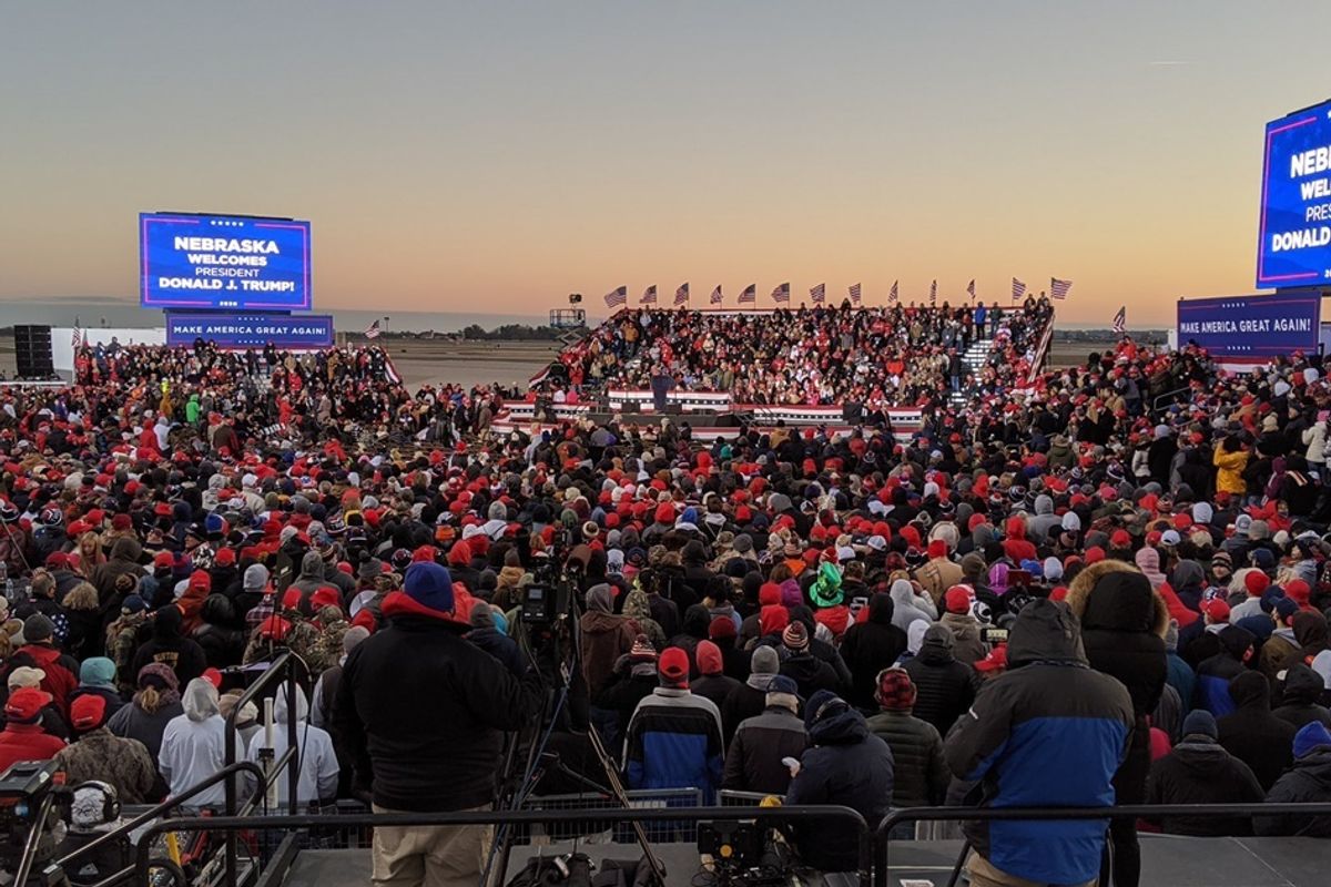 Trump left thousands of his own supporters stranded in freezing temperatures after rally