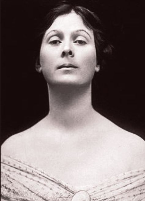 The Forgotten Tragedy of Isadora Duncan