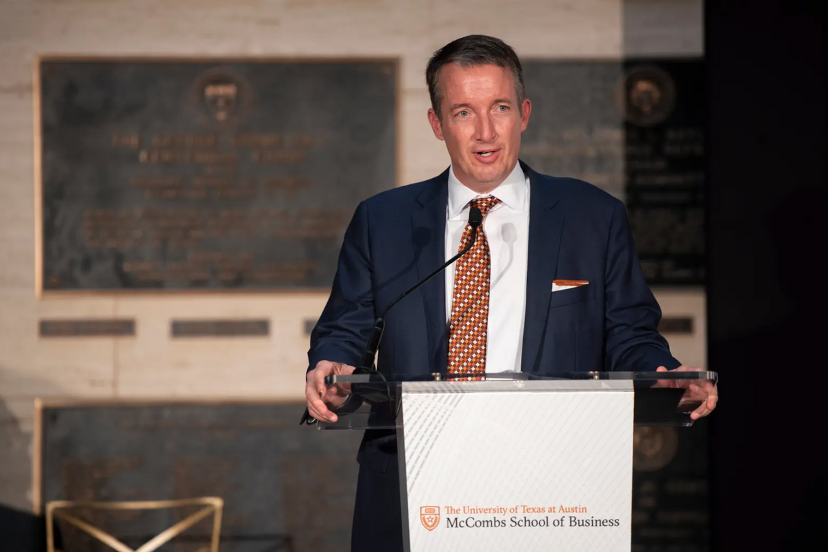 UT-Austin President Jay Hartzell poised to make $1.25 million annually, 40% more than former president