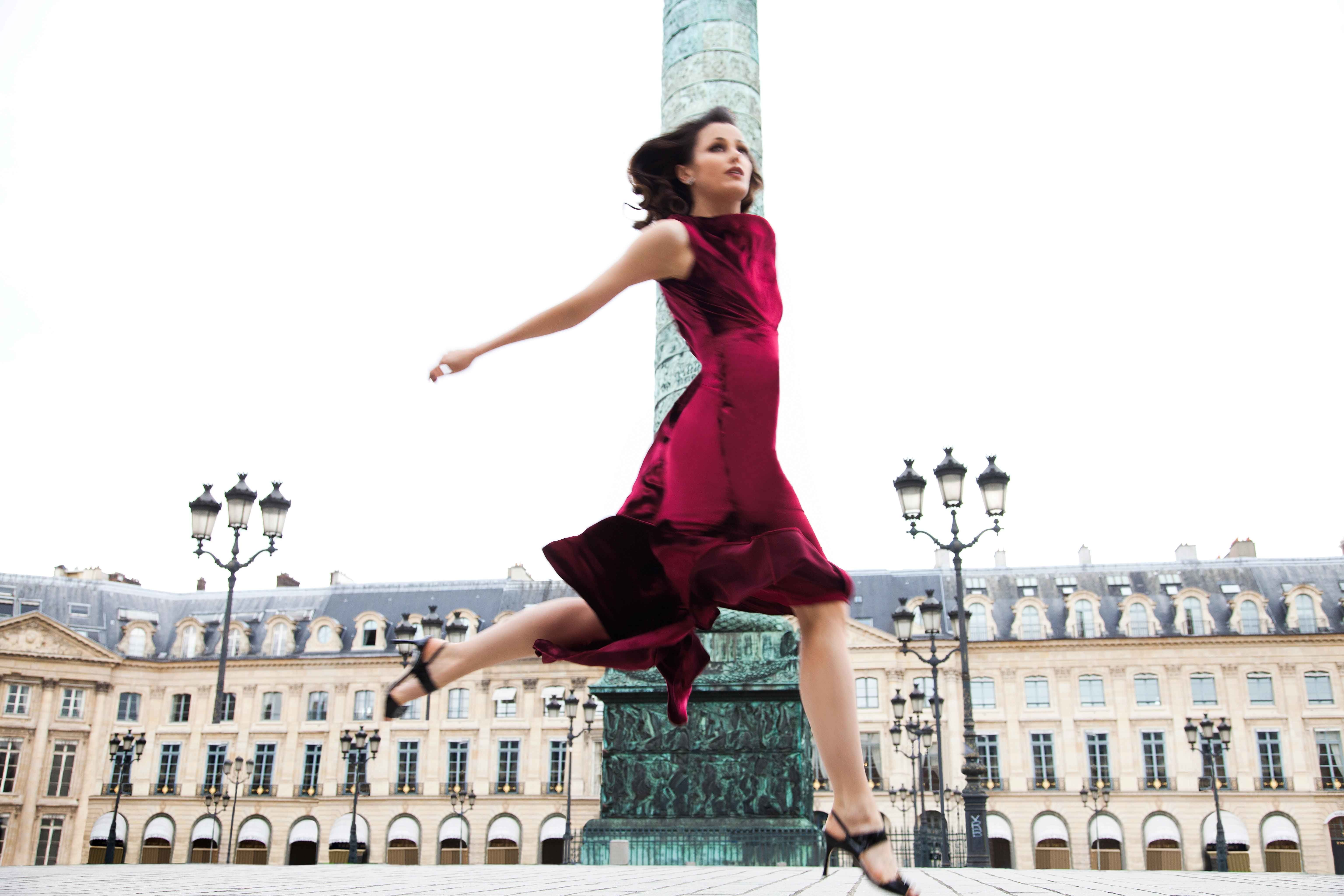 19 Picture-Perfect Photos Of TV Stars In Paris