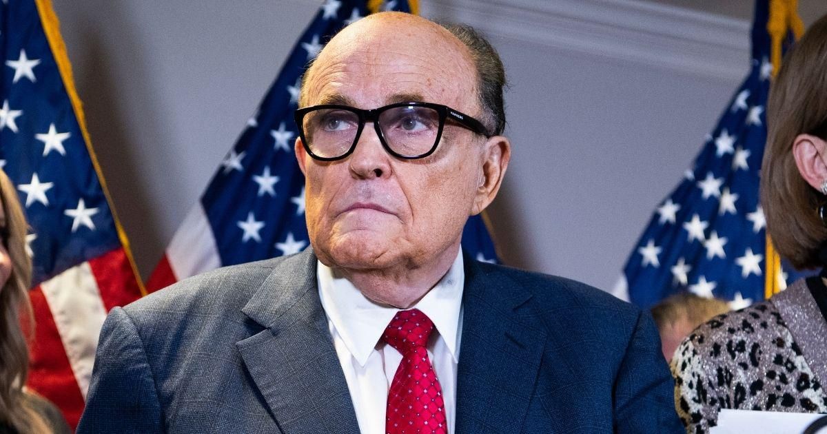 Rudy Giuliani Lashes Out At NYTimes For Claiming He's Seeking A Pardon From Trump