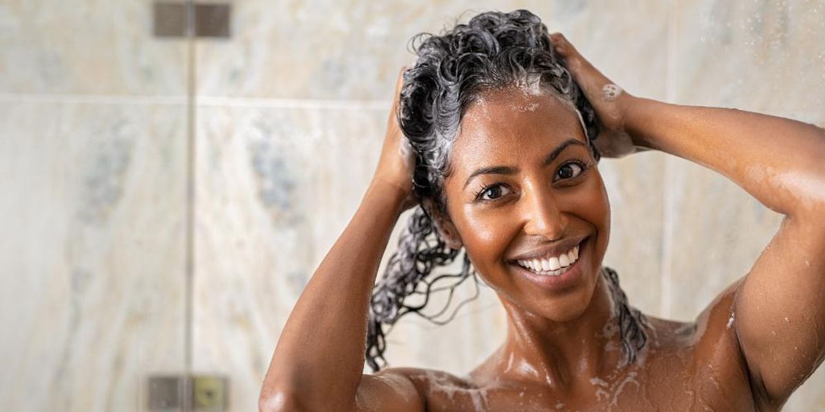 Co-Washing 101: Cleansing Your Hair With Conditioner-Only