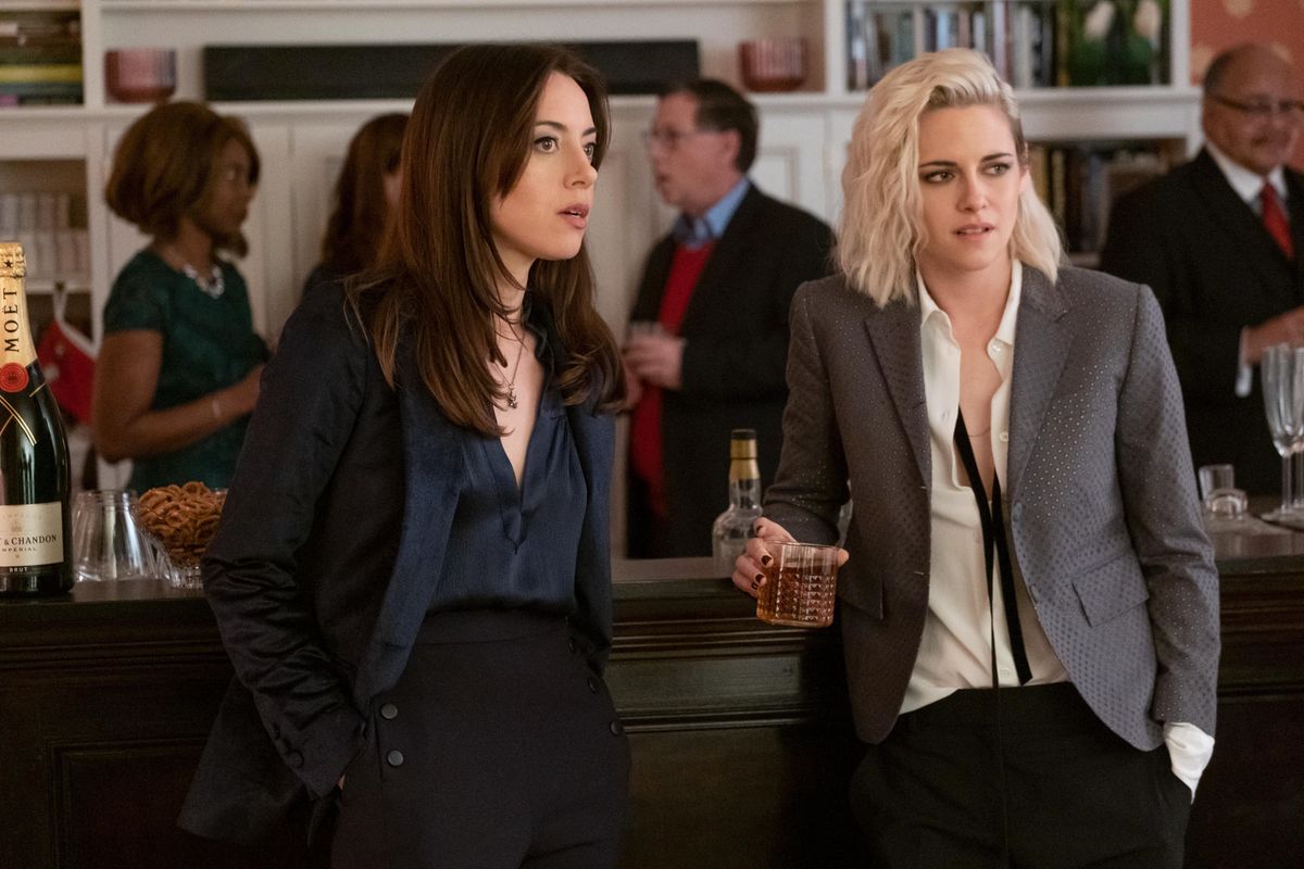 Kristen Stewart and Aubrey Plaza in "Happiest Season"