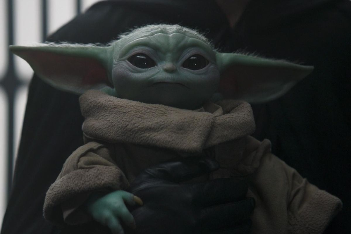 Baby Yoda and Luke Skywalker, "The Mandalorian" Season 2 Finale Explained
