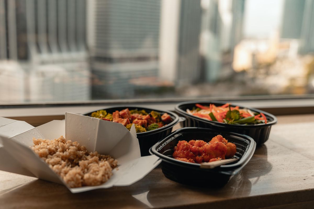 These restaurants are closing dining rooms to flatten the curve