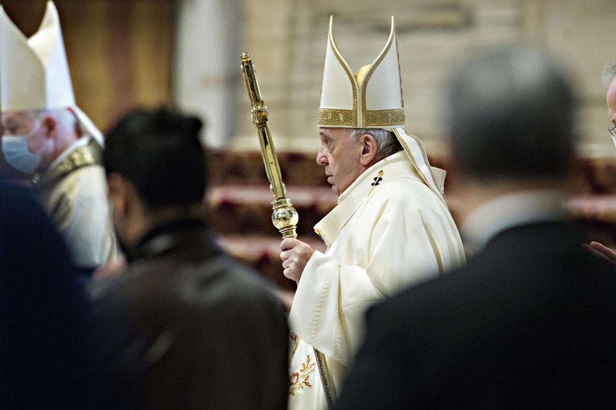 Imbarazzo vaticano sulla Comunicazione che ha censurato il Papa imprevedibile