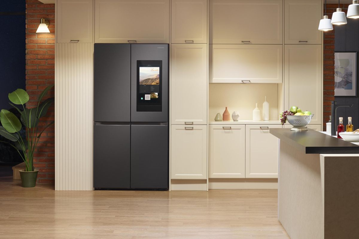 New 2021 Family Hub smart fridge by Samsung​