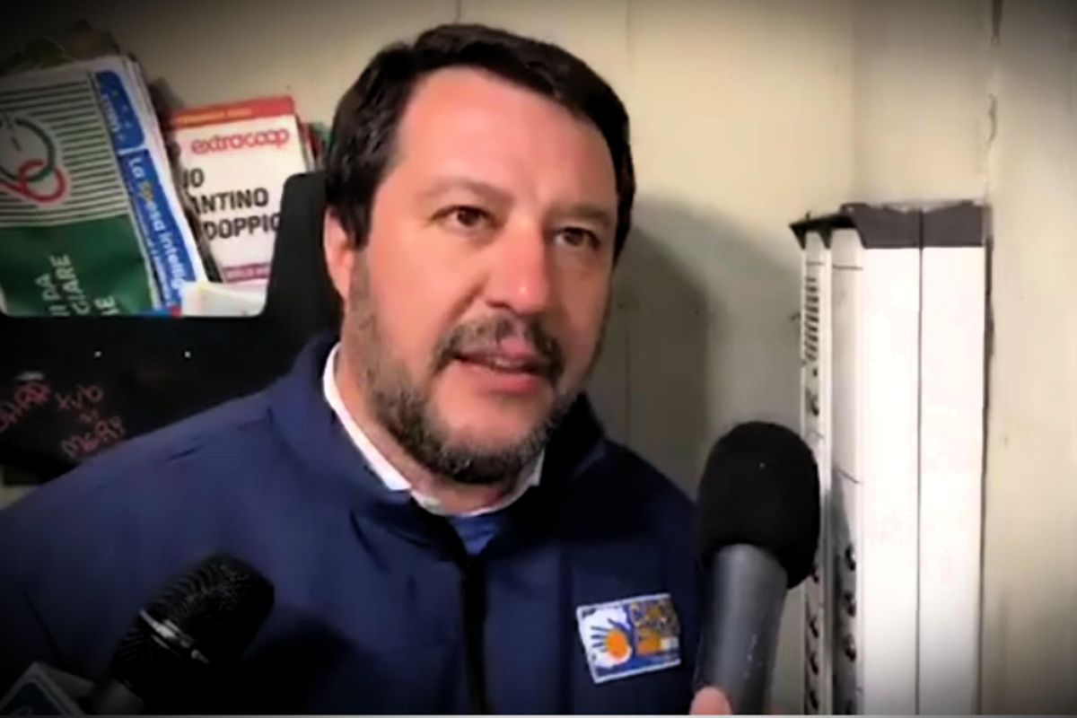 «Citofonato» da Salvini, arrestati i genitori