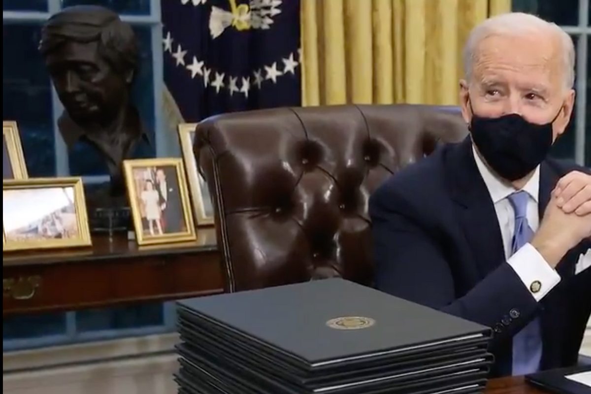 Oval Office Missing Genocidal Maniac, Also Andrew Jackson Portrait
