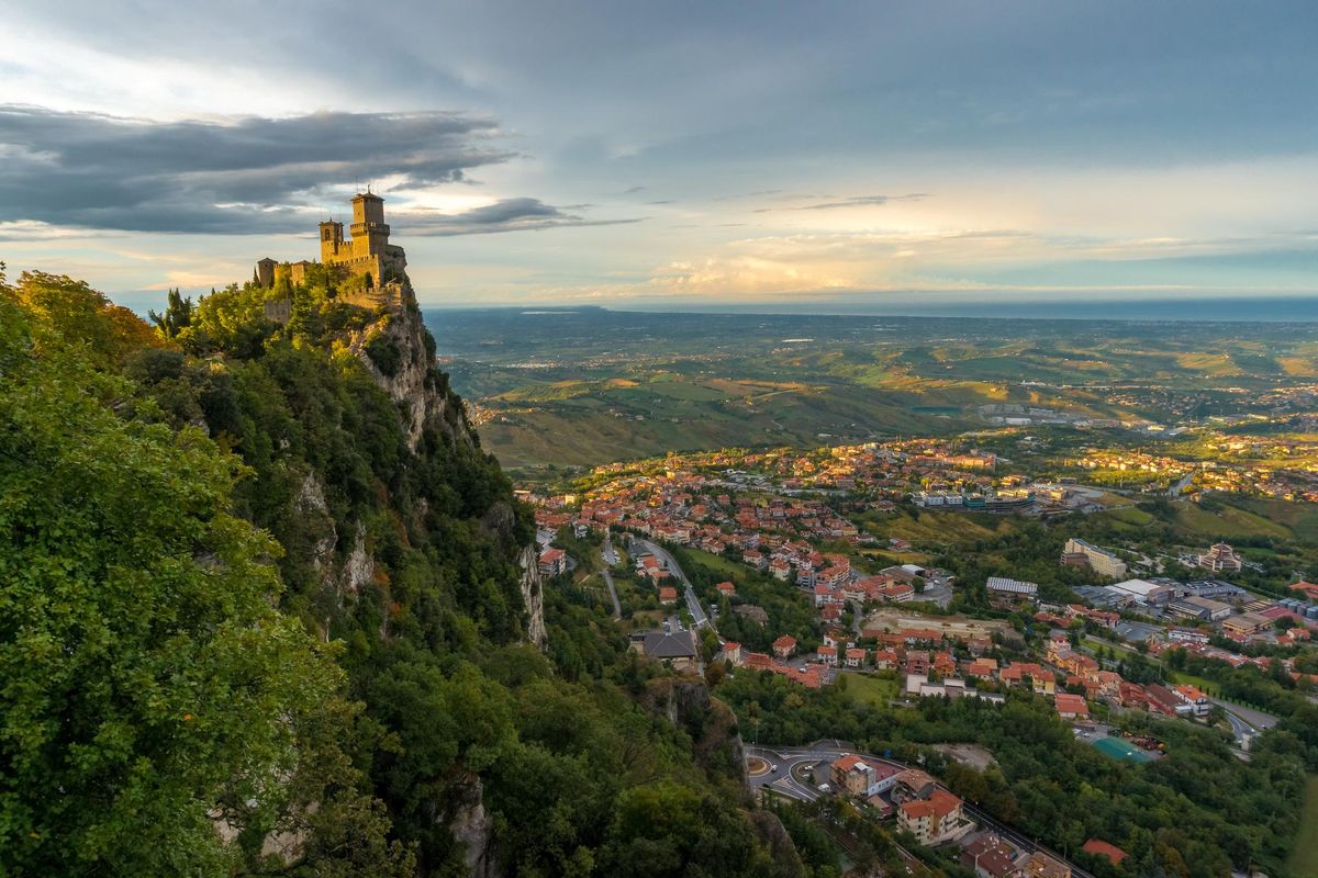 L’Italia non consegna i vaccini promessi: San Marino si muove verso lo Sputnik