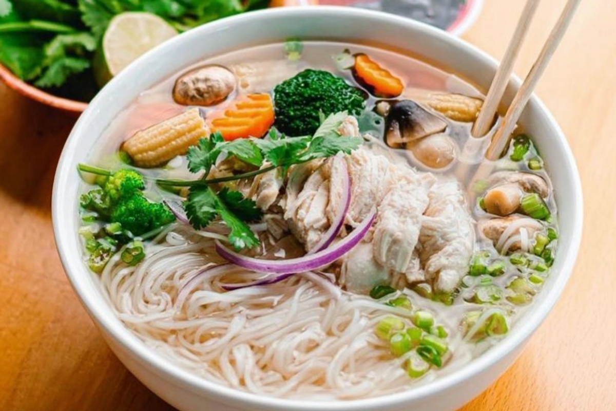 Need a warm meal? Here are 10 serving up free food