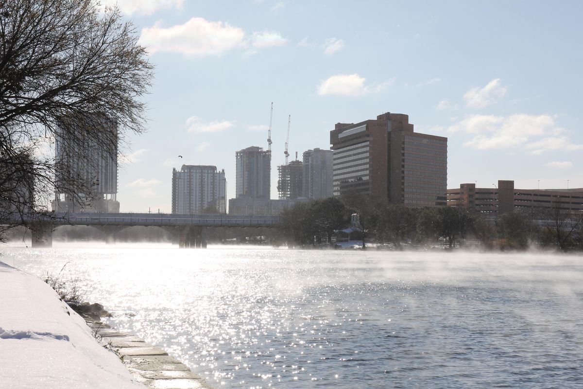 Day 5: Much of Austin without water as 18,000 still lack power
