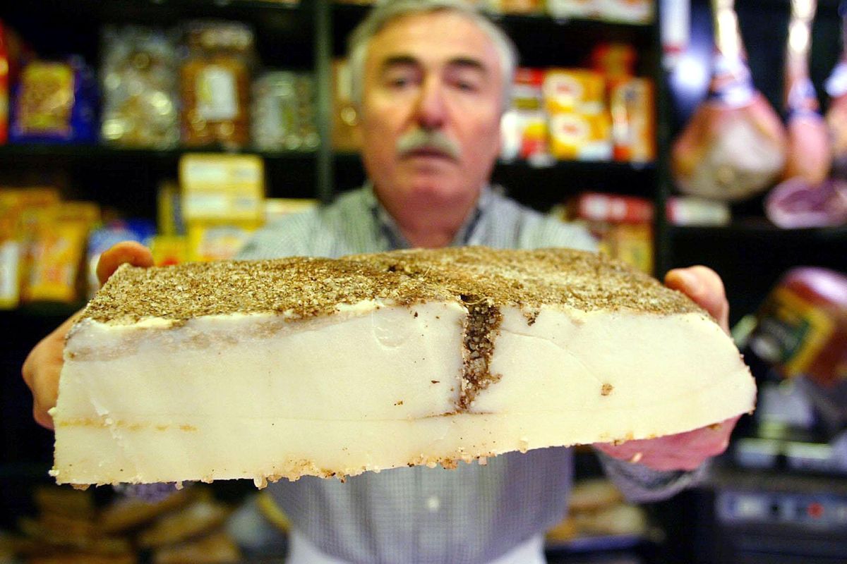 Facciamo largo al lardo. Il grasso succulento che non deve mettere paura