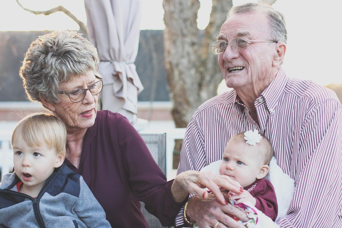 Great news, grandparents: CDC says it's okay for vaccinated people to gather mask-free indoors