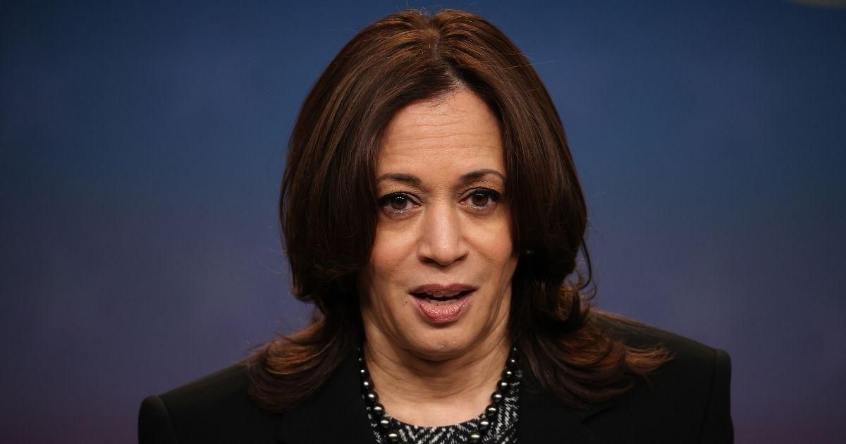 Fox News Swiftly Fact-Checked After Blasting Kamala Harris For Not Saluting Military On Air Force Two