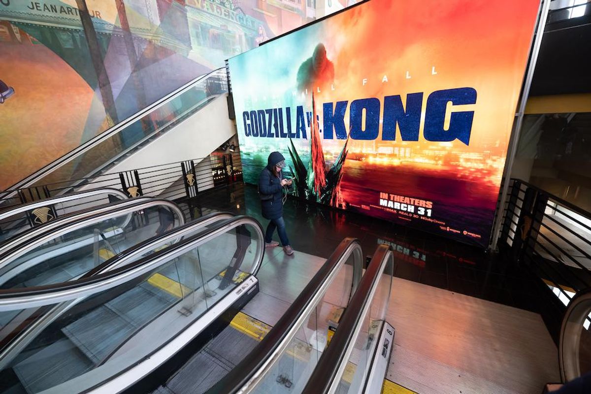 Basta coi film impegnati tutti vogliono vedere «Godzilla contro Kong»