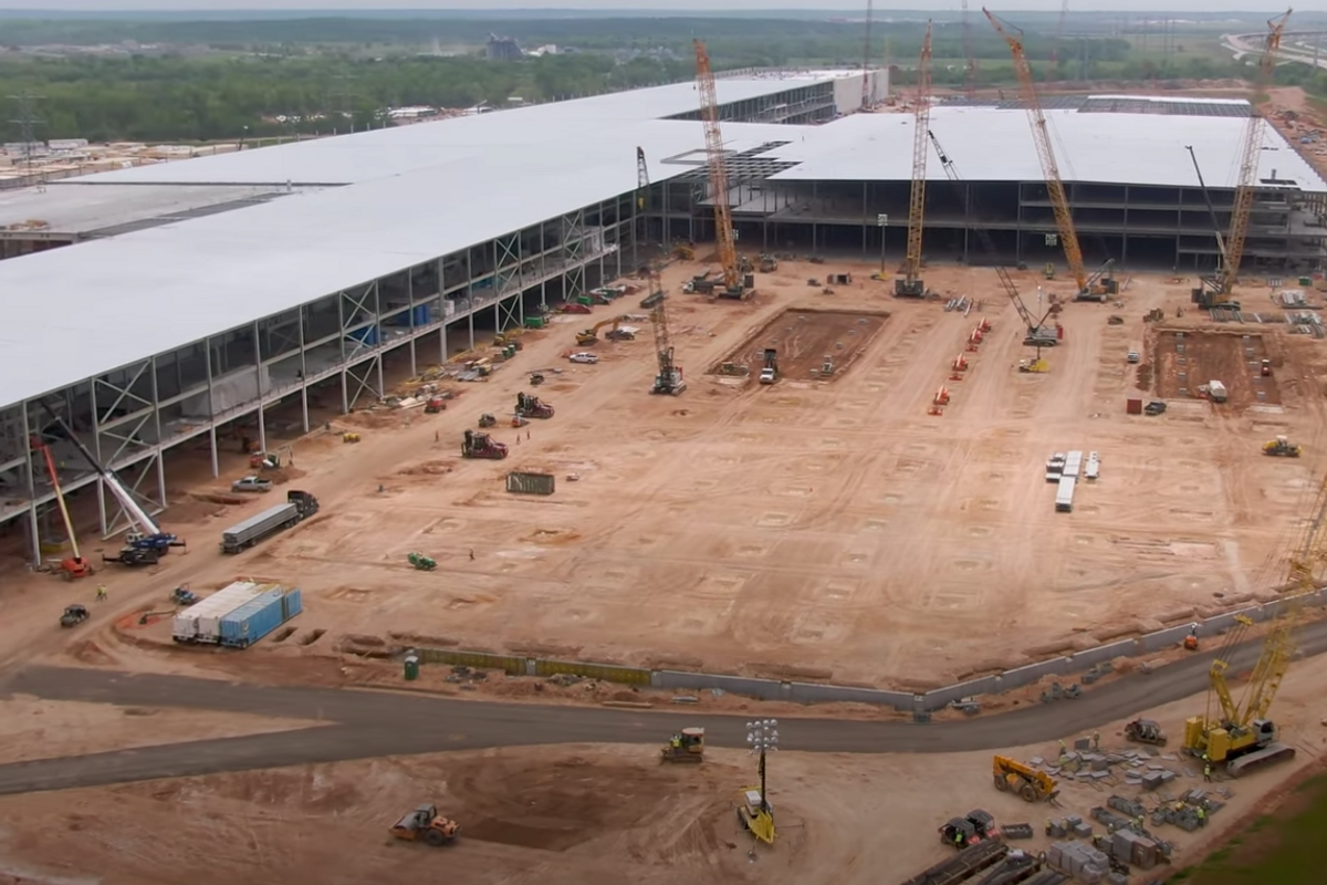 Elon Musk says Tesla's Austin Gigafactory could hire 10,000 workers, doubling commitment
