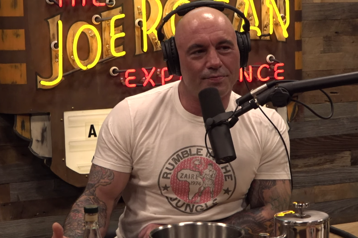 'I'm not a doctor, I'm a fucking moron': Joe Rogan retracts telling young people not to get vaccine