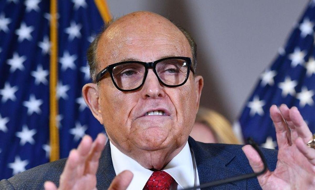 Rudy Accuses Justice Dept of Hacking His iCloud in 2019—and Everyone Had the Same Response