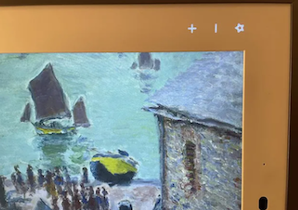 Lenovo Smart Frame vs Meural Canvas II How they compare Gearbrain