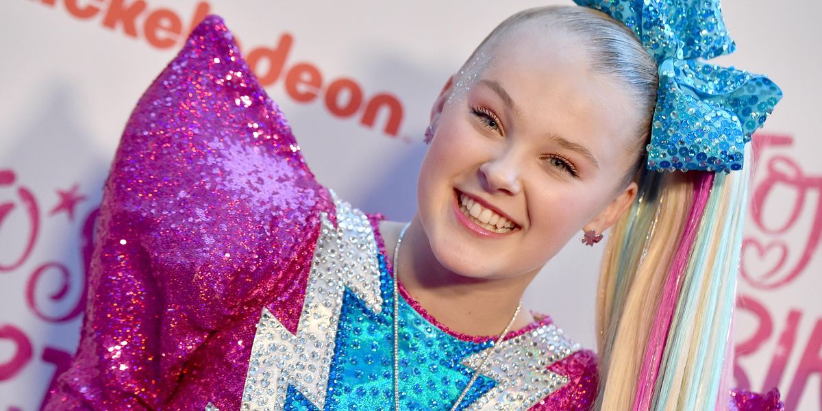 Jojo Siwa Wants Her Kissing Scene With A Man Cut From Movie Paper