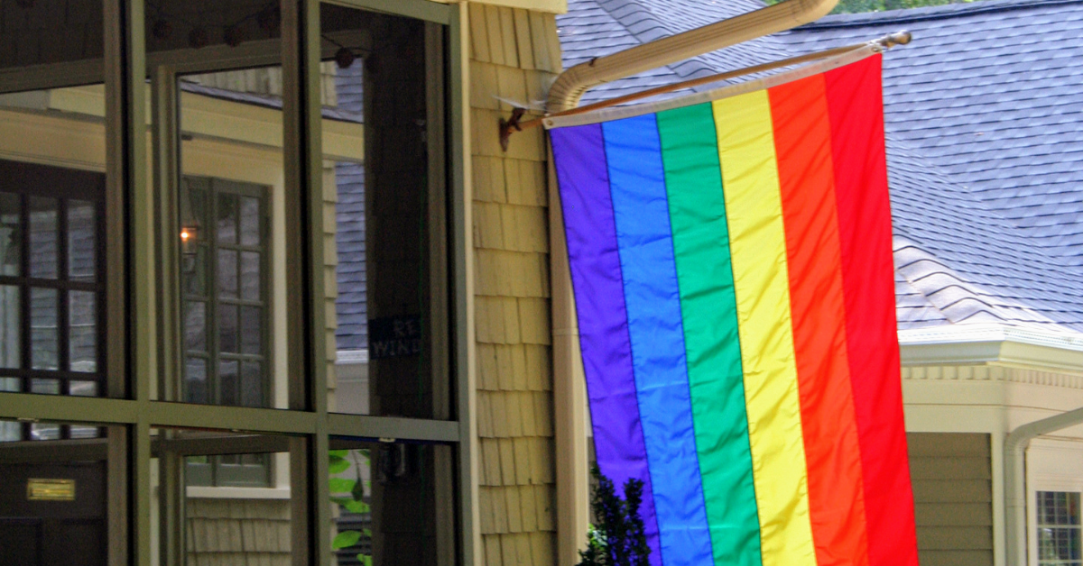 Homeowner Skirts HOA Rule Against Hanging Pride Flag By Lighting Up Entire House For Pride