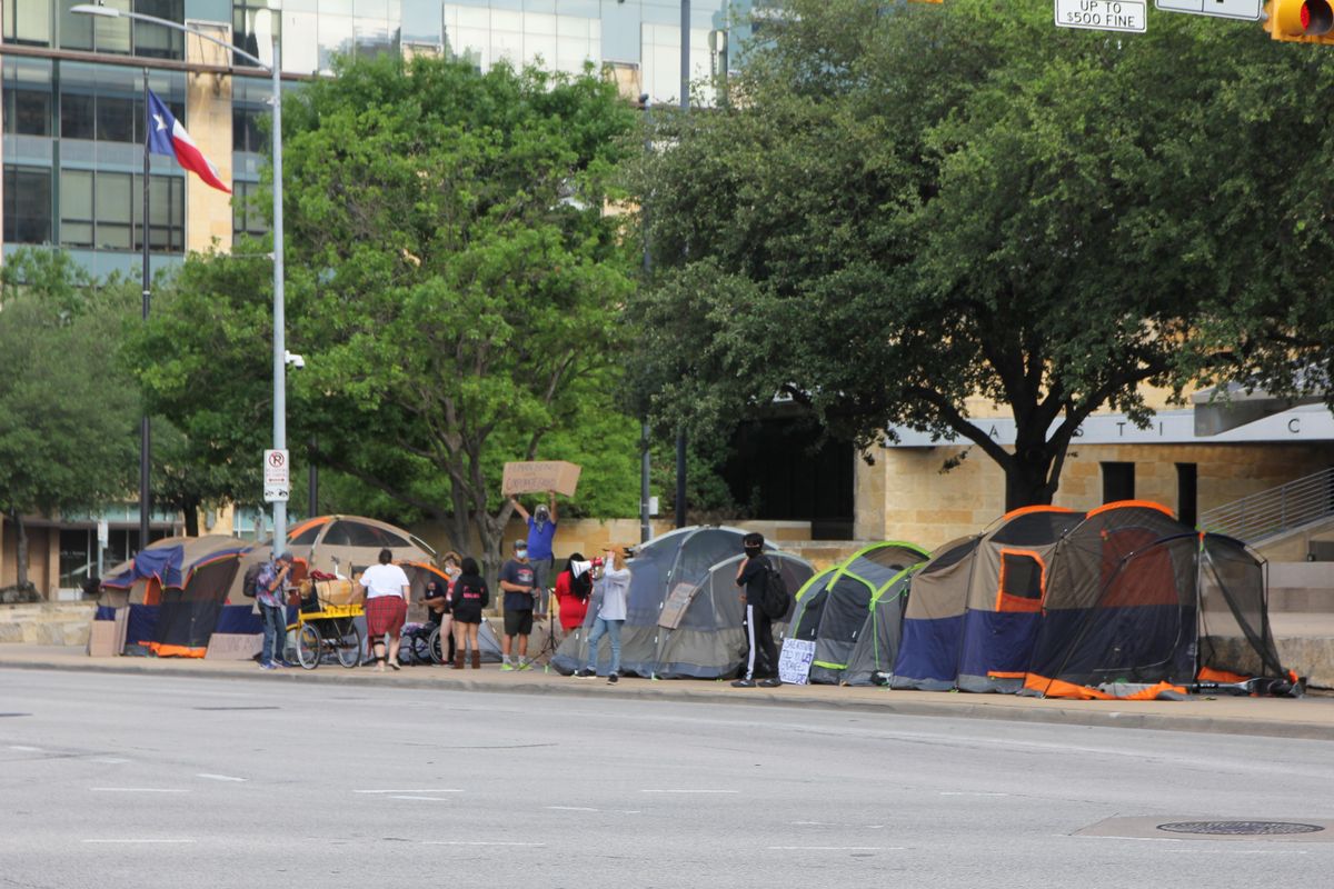 Austin City Council leaving for 6 week break without plans to address voter-backed camping ban