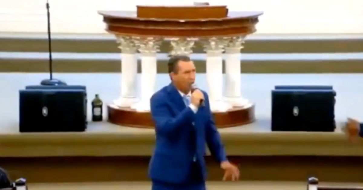 Preacher Proclaims 'Heroes Have Callused Knees!' In Anti-Gay Sermon—Without A Hint Of Irony