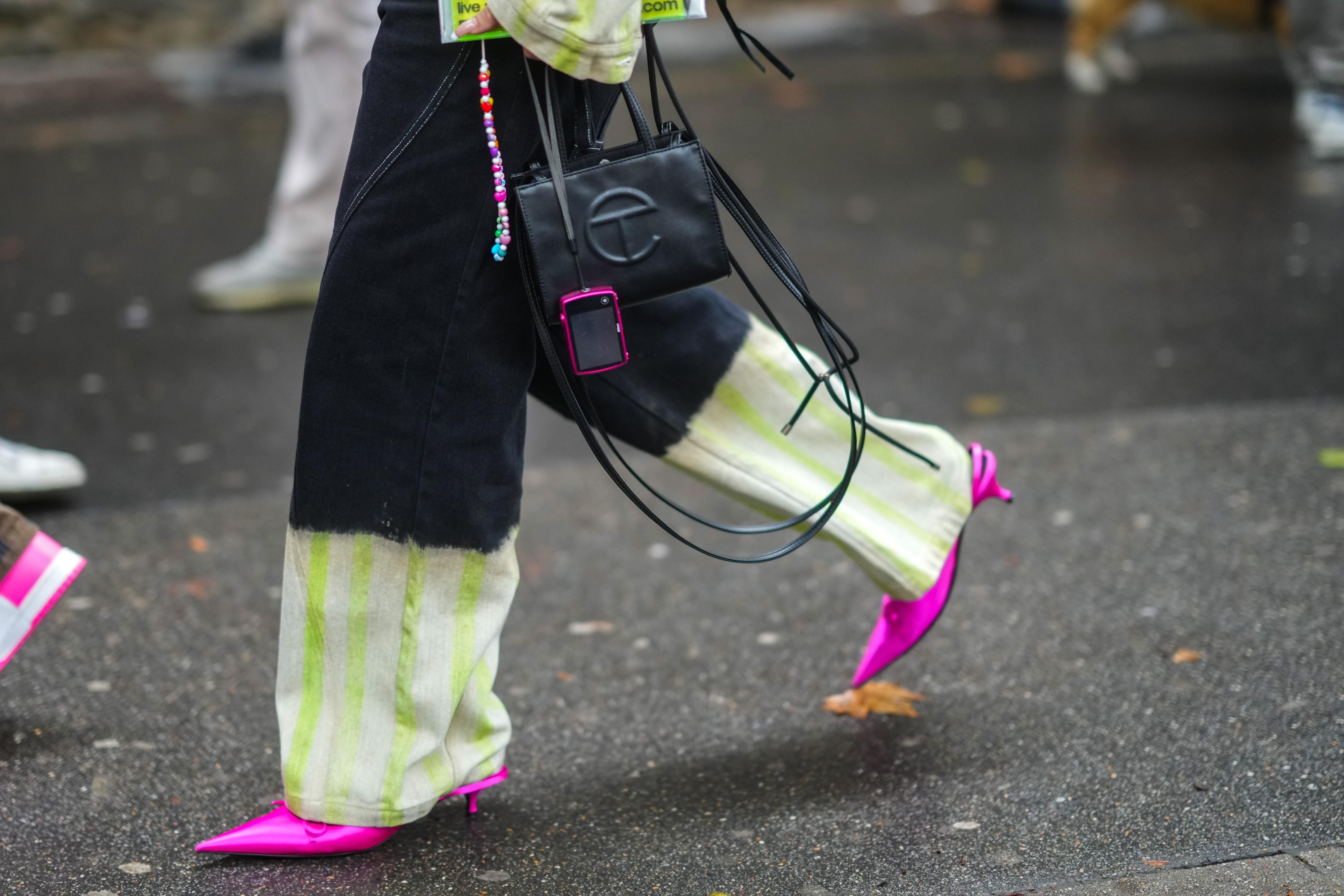 Hinh anh 5: Dieu gi dang sau su chi trich cua Telfar?